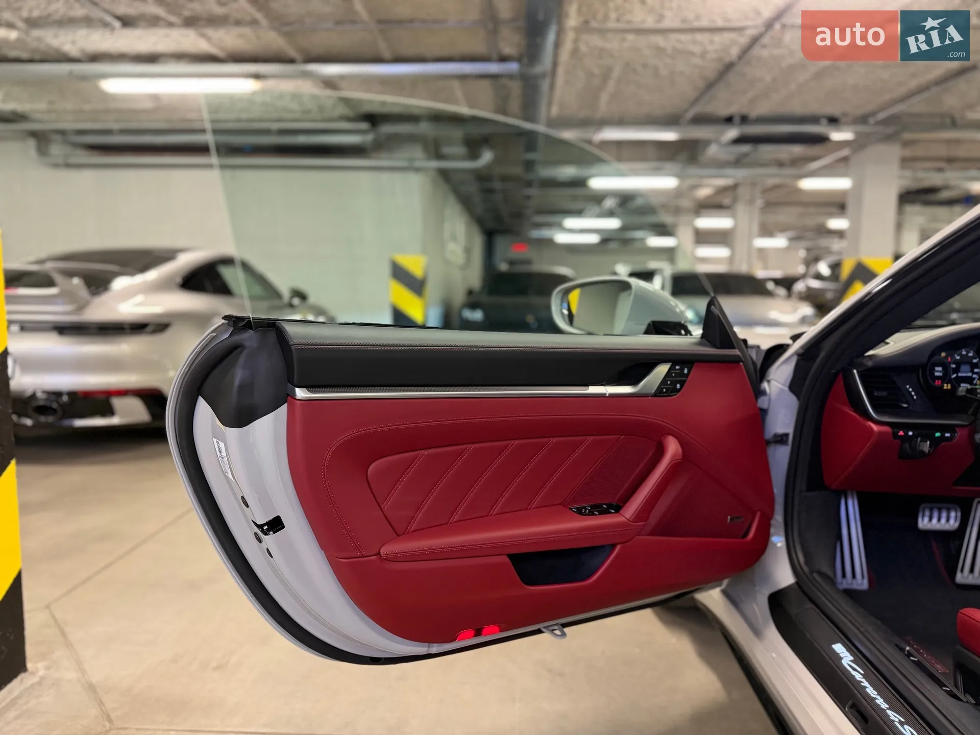2024 Porsche 911 - мініатюра 33