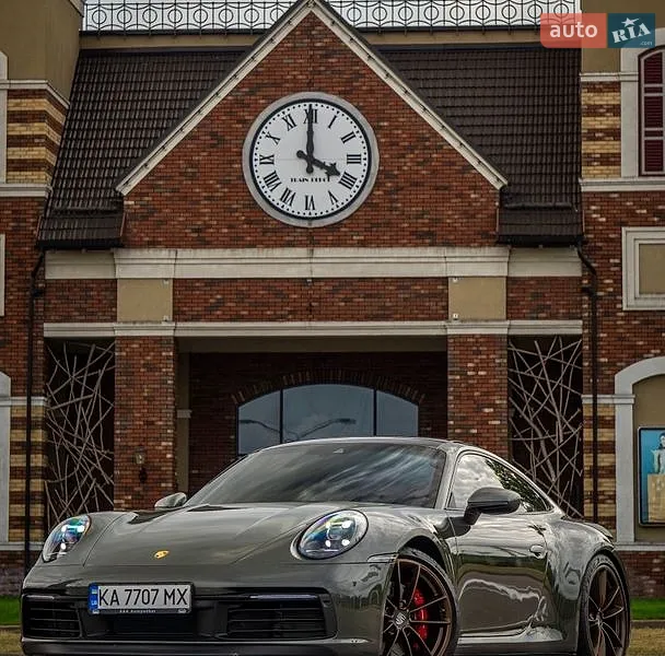 Porsche 911 2019