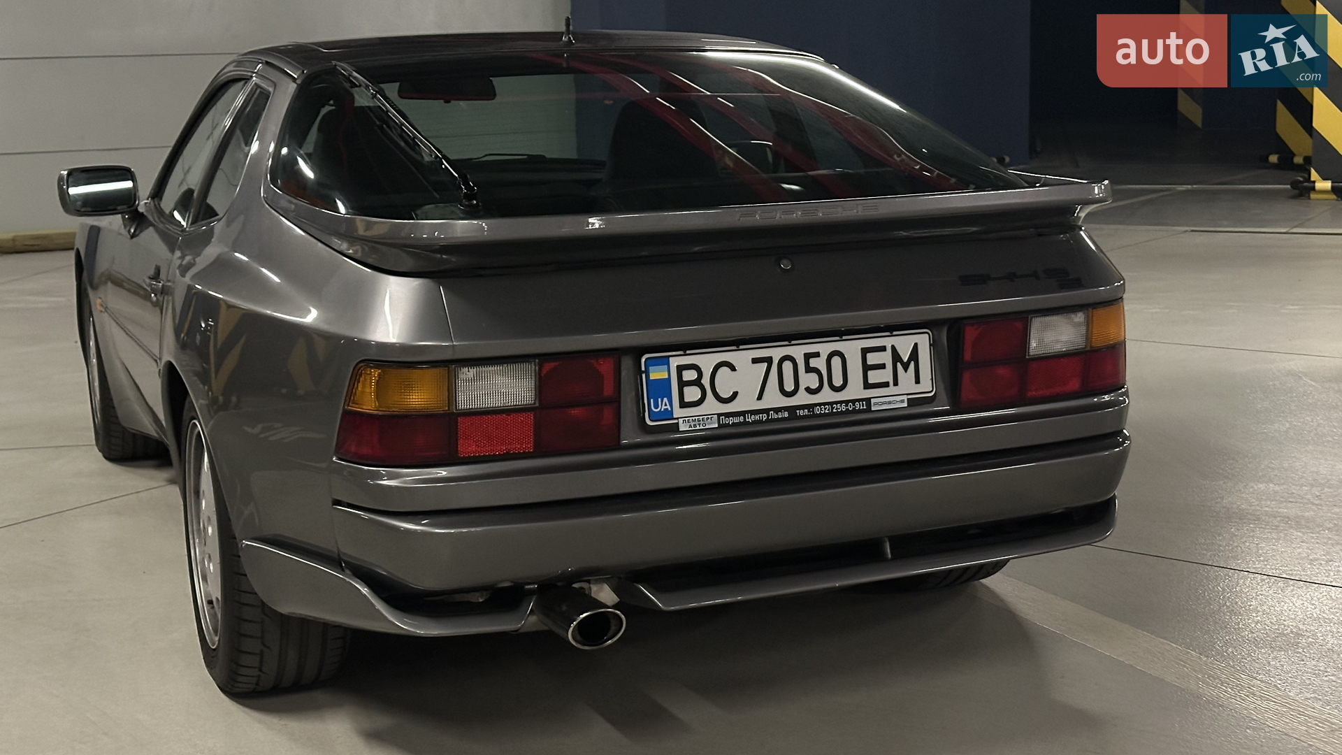 1989 Porsche 944 - мініатюра 8