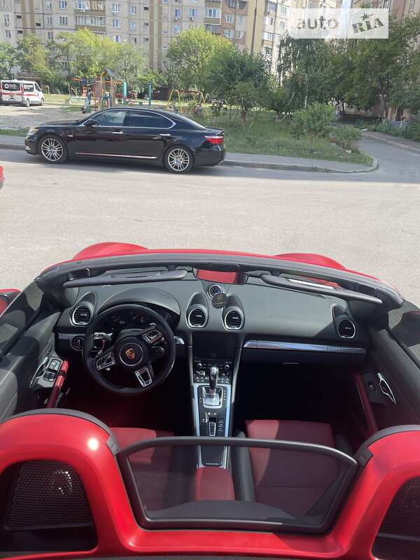 Родстер Porsche Boxster 2019 в Києві