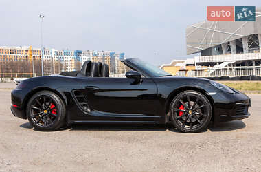 Кабриолет Porsche Boxster 2016 в 