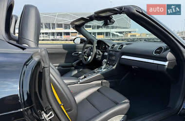 Кабриолет Porsche Boxster 2016 в 