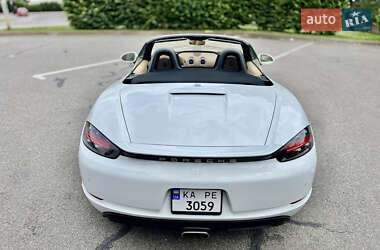 Родстер Porsche Boxster 2016 в 