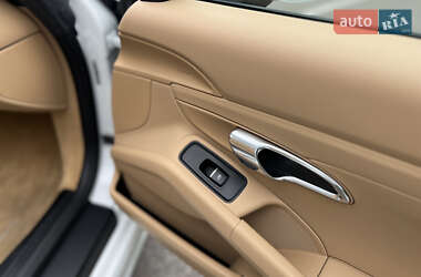 Родстер Porsche Boxster 2016 в 