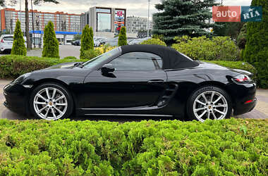 Родстер Porsche Boxster 2017 в 