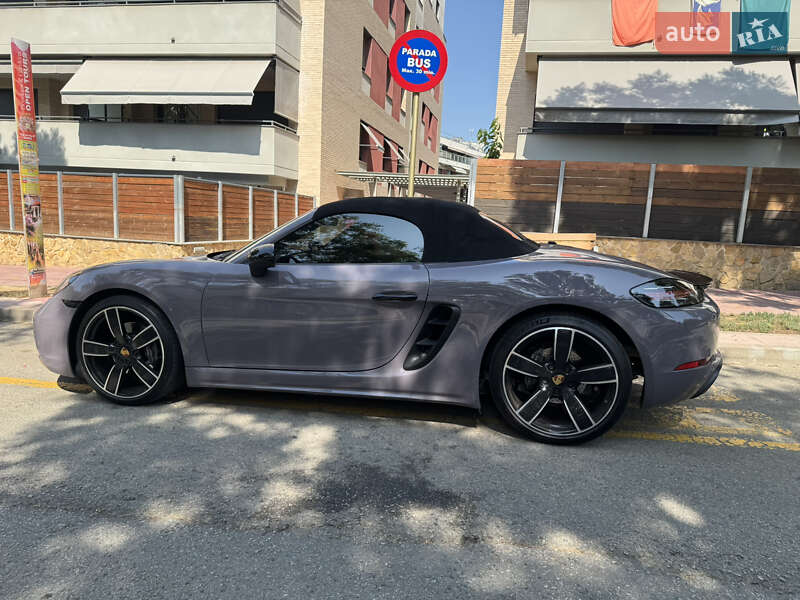 Родстер Porsche Boxster 2018 в Києві
