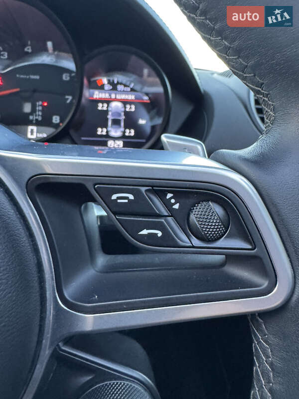 Родстер Porsche Boxster 2020 в Киеве