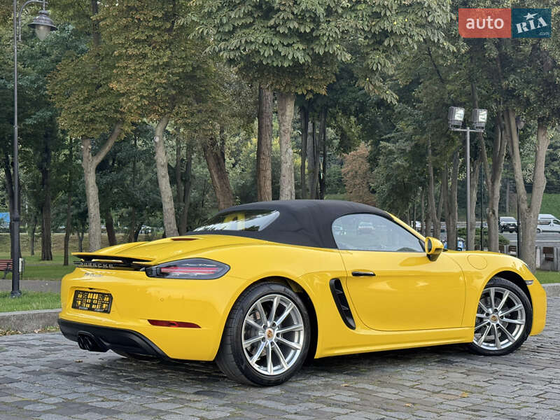 Родстер Porsche Boxster 2020 в Киеве