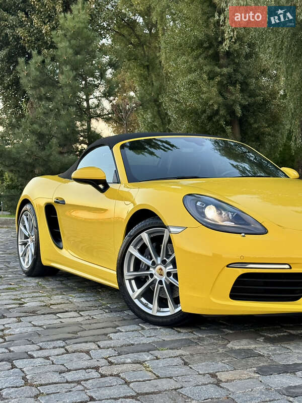 Родстер Porsche Boxster 2020 в Киеве