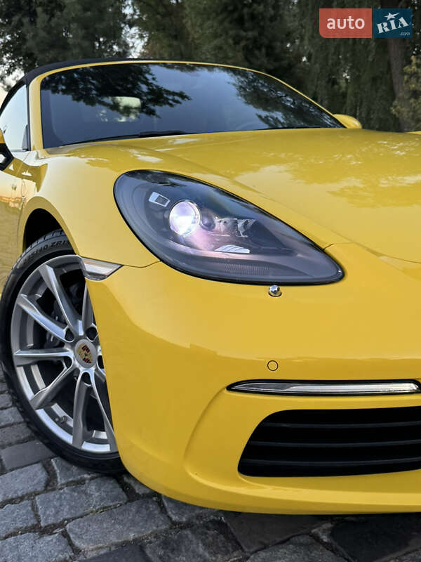 Родстер Porsche Boxster 2020 в Киеве