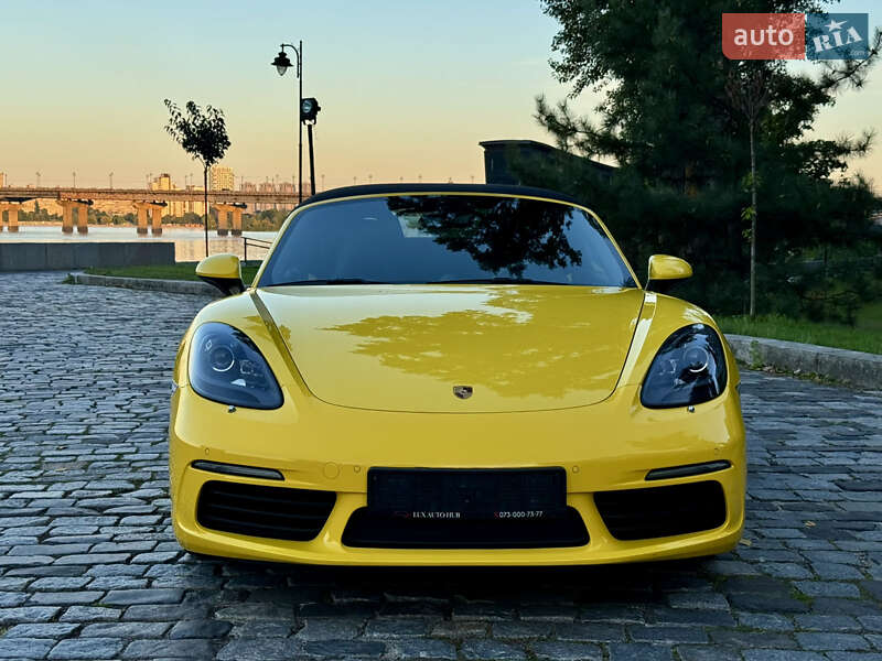 Родстер Porsche Boxster 2020 в Киеве