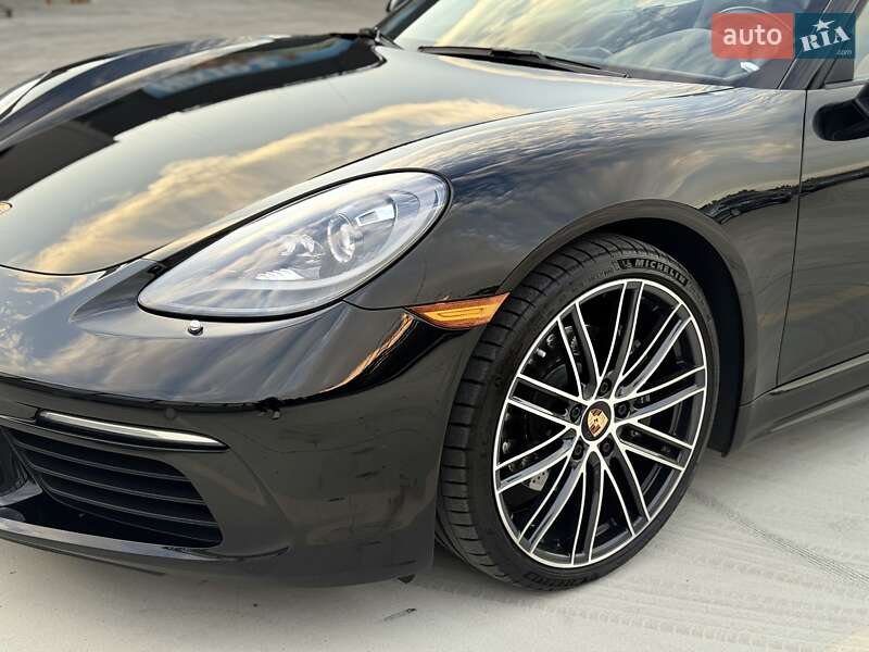 Родстер Porsche Boxster 2020 в Киеве