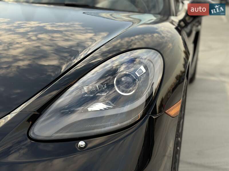 Родстер Porsche Boxster 2020 в Киеве