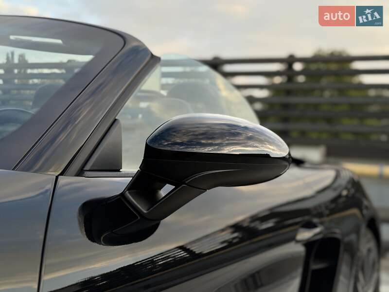 Родстер Porsche Boxster 2020 в Киеве