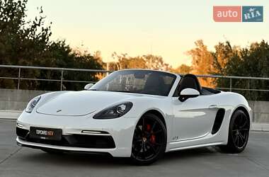 Родстер Porsche Boxster 2018 в 