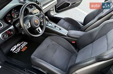 Родстер Porsche Boxster 2018 в 