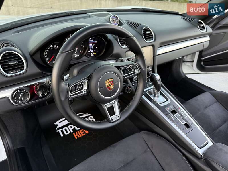 Родстер Porsche Boxster 2018 в Киеве фото 63 Родстер Porsche Boxster 2018 в Киеве