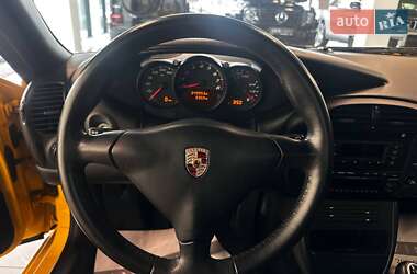 Родстер Porsche Boxster 2003 в 