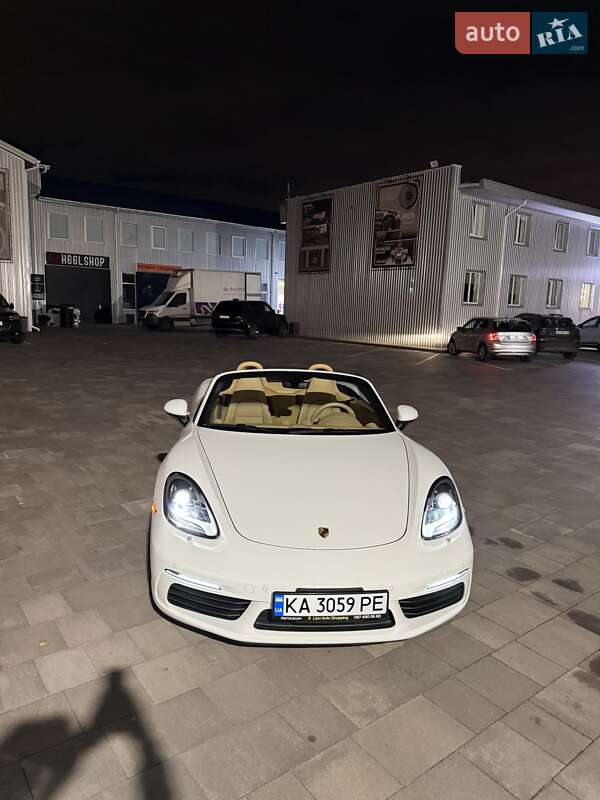Родстер Porsche Boxster 2016 в Киеве