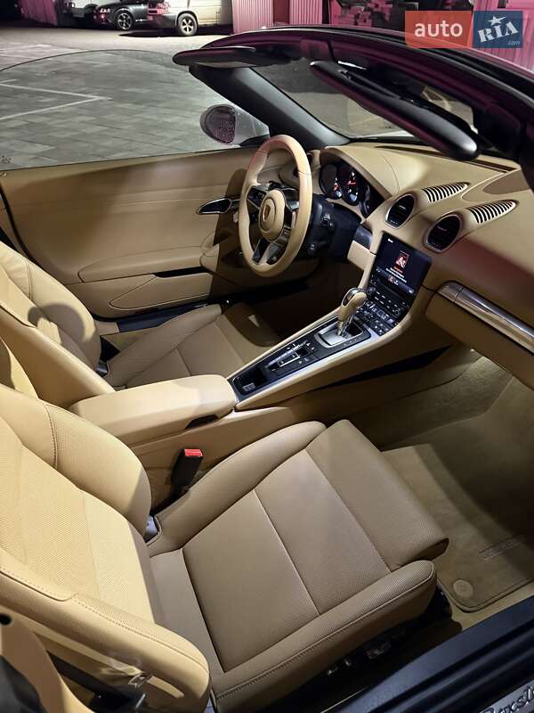 Родстер Porsche Boxster 2016 в Киеве