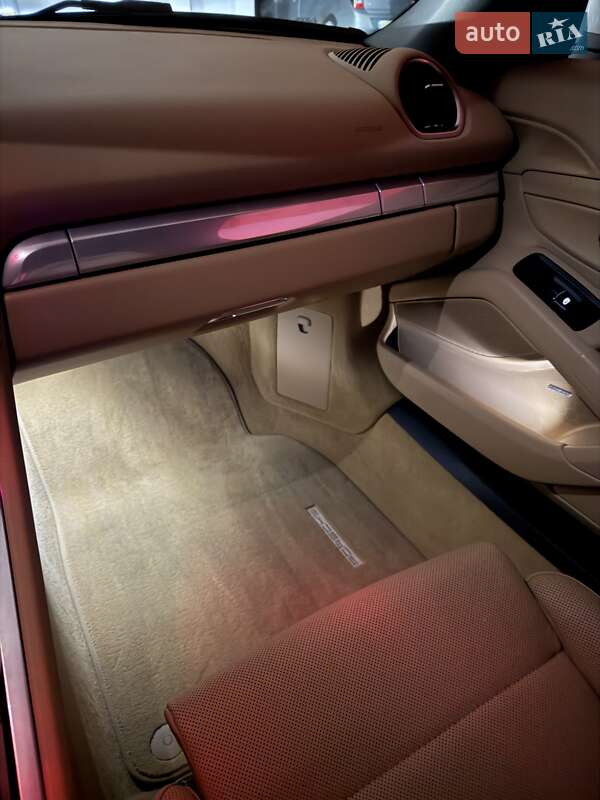 Родстер Porsche Boxster 2016 в Киеве