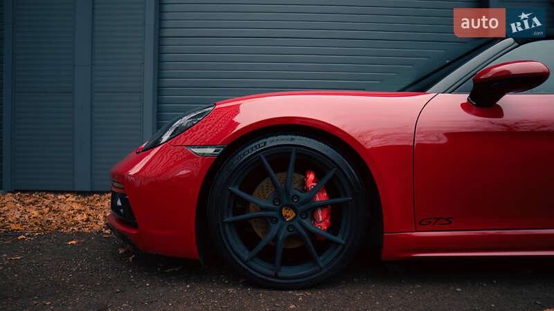 Родстер Porsche Boxster 2019 в Киеве