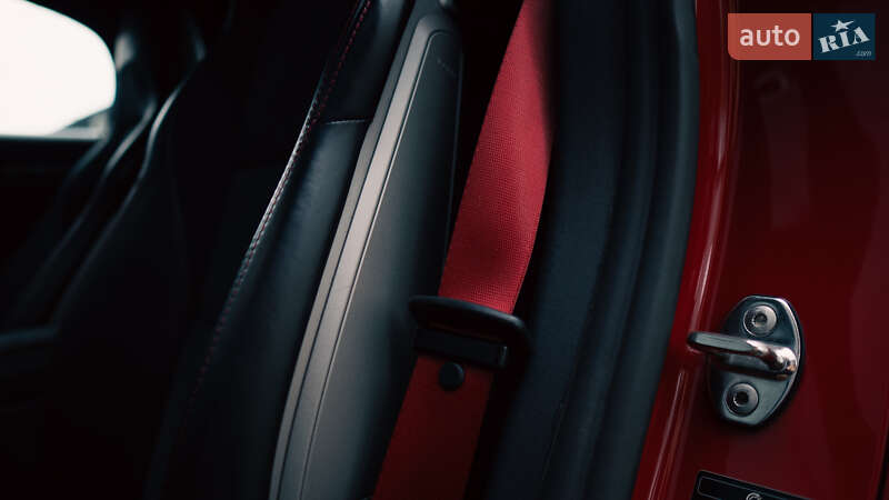 Родстер Porsche Boxster 2019 в Киеве