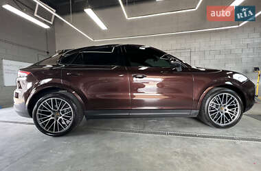Внедорожник / Кроссовер Porsche Cayenne Coupe 2019 в 