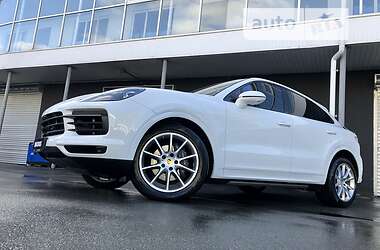 Позашляховик / Кросовер Porsche Cayenne Coupe 2019 в 