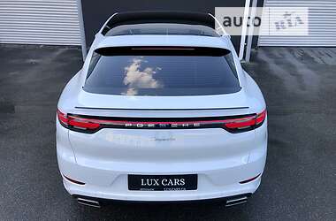 Позашляховик / Кросовер Porsche Cayenne Coupe 2019 в 