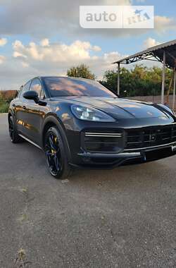 Внедорожник / Кроссовер Porsche Cayenne Coupe 2022 в 