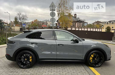 Внедорожник / Кроссовер Porsche Cayenne Coupe 2021 в 