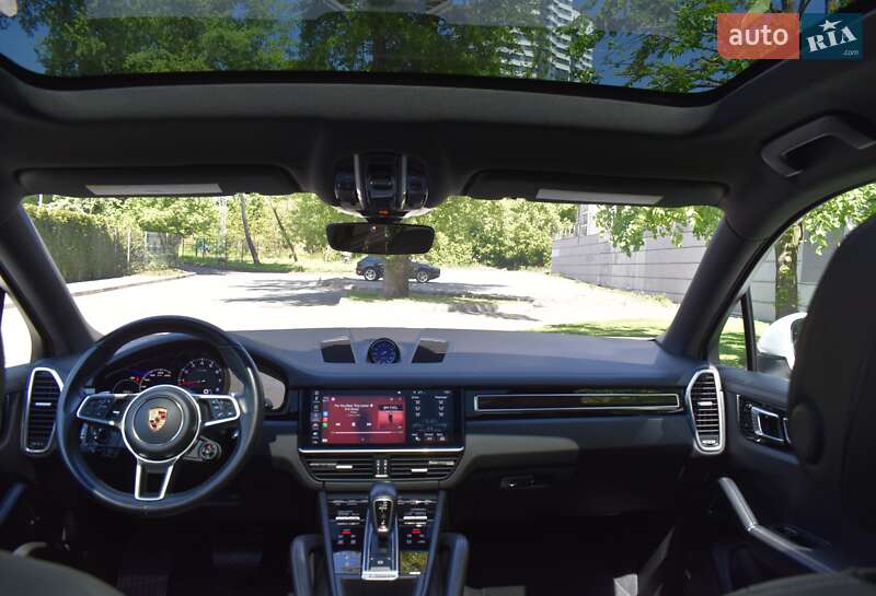 Внедорожник / Кроссовер Porsche Cayenne Coupe 2019 в Киеве фото 13 Внедорожник / Кроссовер Porsche Cayenne Coupe 2019 в Киеве