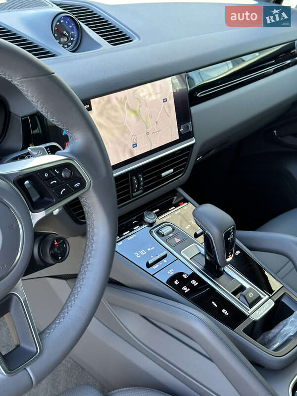 Внедорожник / Кроссовер Porsche Cayenne Coupe 2021 в Мукачево