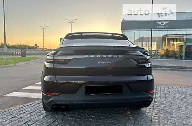 Позашляховик / Кросовер Porsche Cayenne Coupe 2019 в 