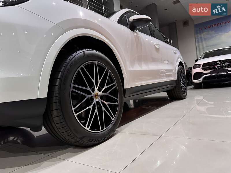 Внедорожник / Кроссовер Porsche Cayenne Coupe 2023 в Одессе