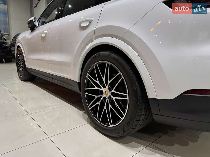 Внедорожник / Кроссовер Porsche Cayenne Coupe 2023 в Одессе