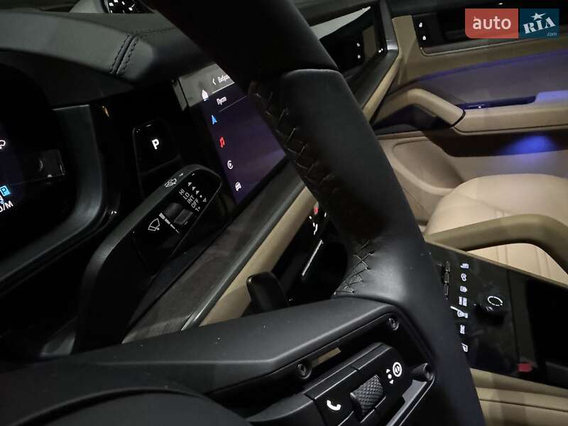 Внедорожник / Кроссовер Porsche Cayenne Coupe 2023 в Одессе