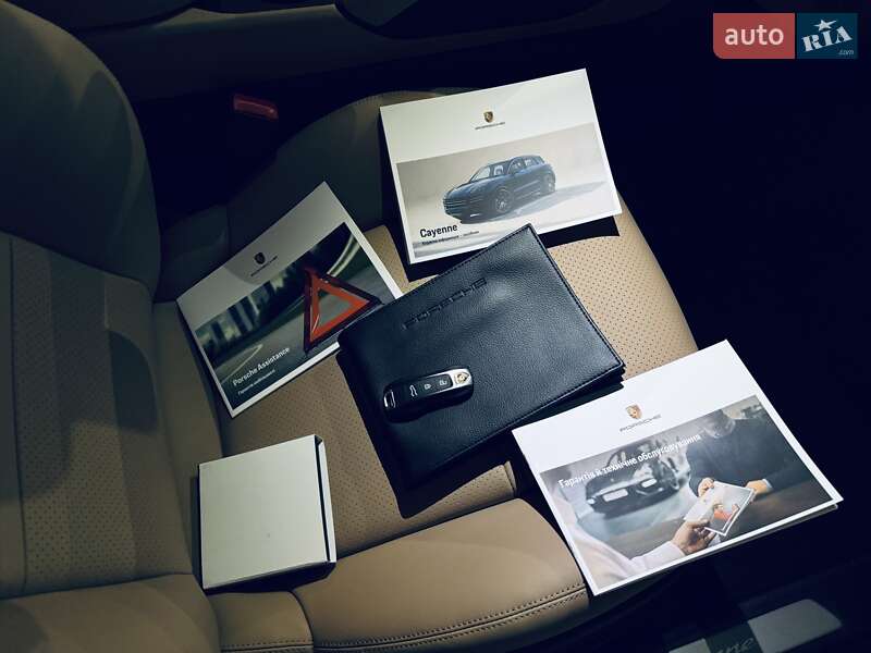 Внедорожник / Кроссовер Porsche Cayenne Coupe 2023 в Одессе