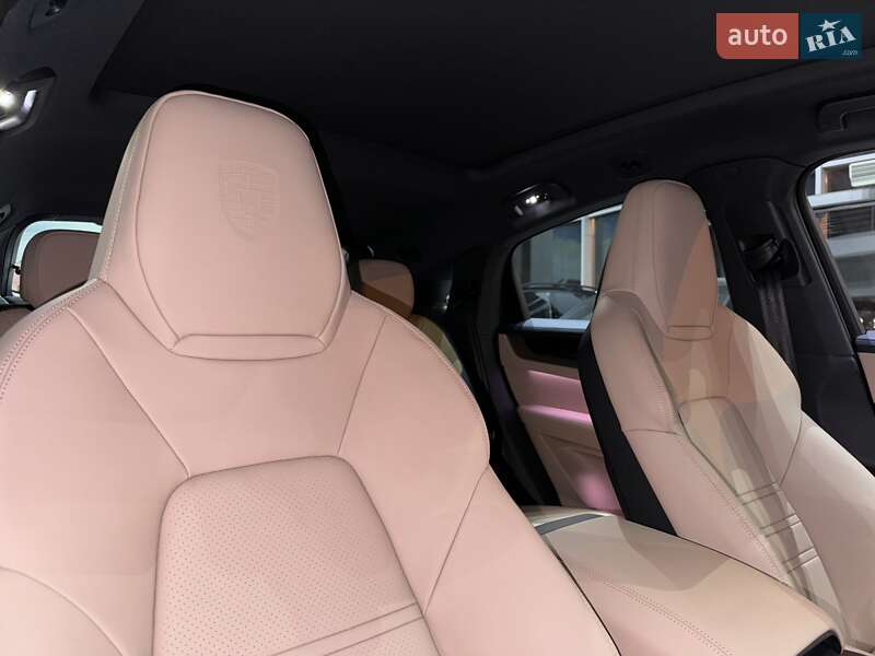 Внедорожник / Кроссовер Porsche Cayenne Coupe 2023 в Одессе