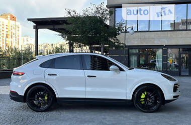 Позашляховик / Кросовер Porsche Cayenne Coupe 2021 в Києві