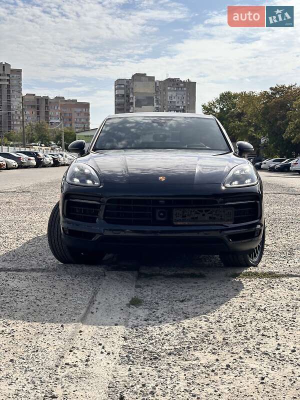 Внедорожник / Кроссовер Porsche Cayenne Coupe 2021 в Одессе