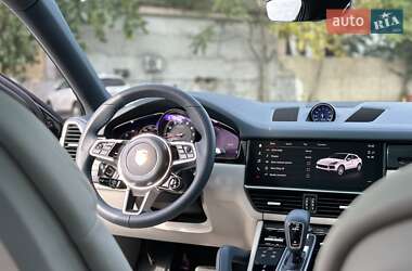 Внедорожник / Кроссовер Porsche Cayenne Coupe 2021 в 