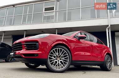 Позашляховик / Кросовер Porsche Cayenne Coupe 2021 в 
