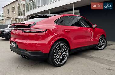 Позашляховик / Кросовер Porsche Cayenne Coupe 2021 в 