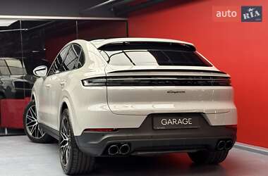 Позашляховик / Кросовер Porsche Cayenne Coupe 2024 в Києві