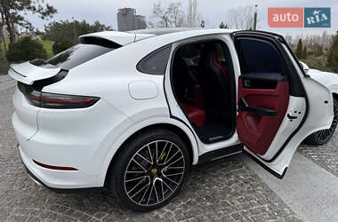 Позашляховик / Кросовер Porsche Cayenne Coupe 2019 в Дніпрі