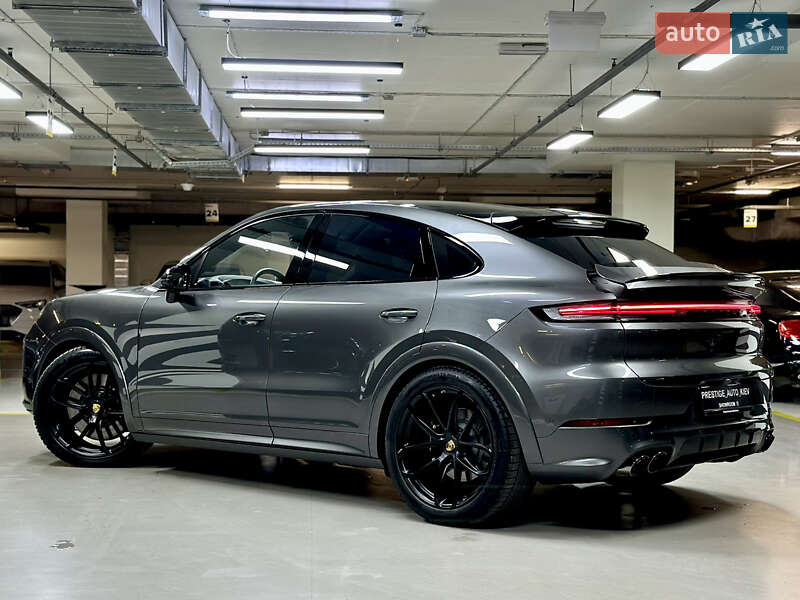 Внедорожник / Кроссовер Porsche Cayenne Coupe 2024 в Киеве