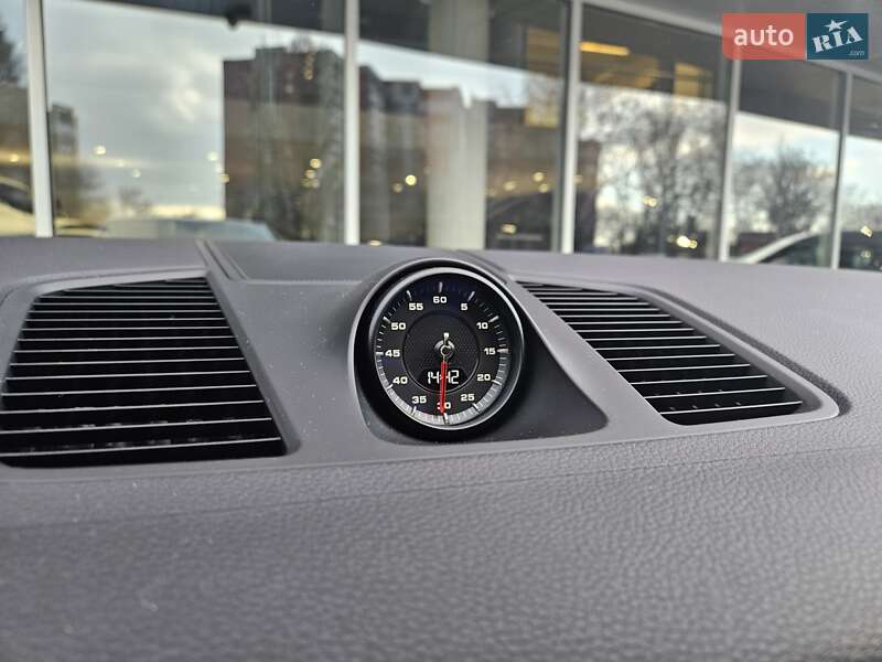 Внедорожник / Кроссовер Porsche Cayenne Coupe 2021 в Днепре