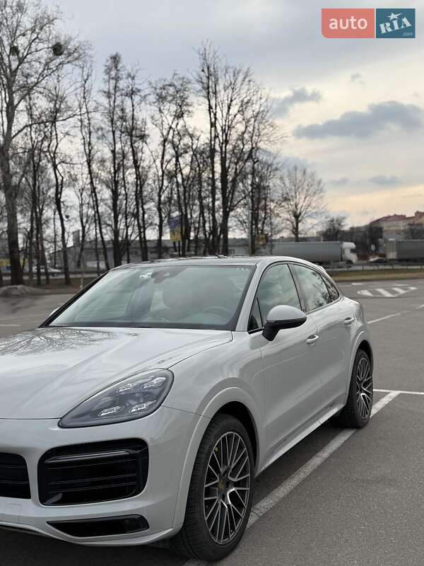 Внедорожник / Кроссовер Porsche Cayenne Coupe 2020 в 
